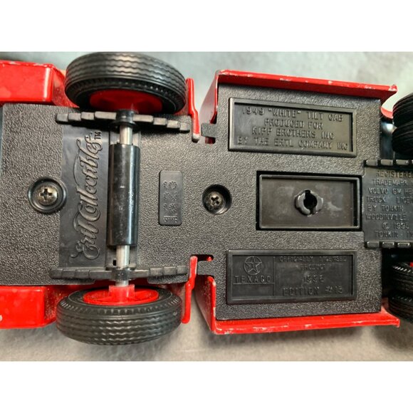 Texaco Diecast Red Toy Truck Bank Collectible 1948 Edition By ERTL - Picture 2 of 10